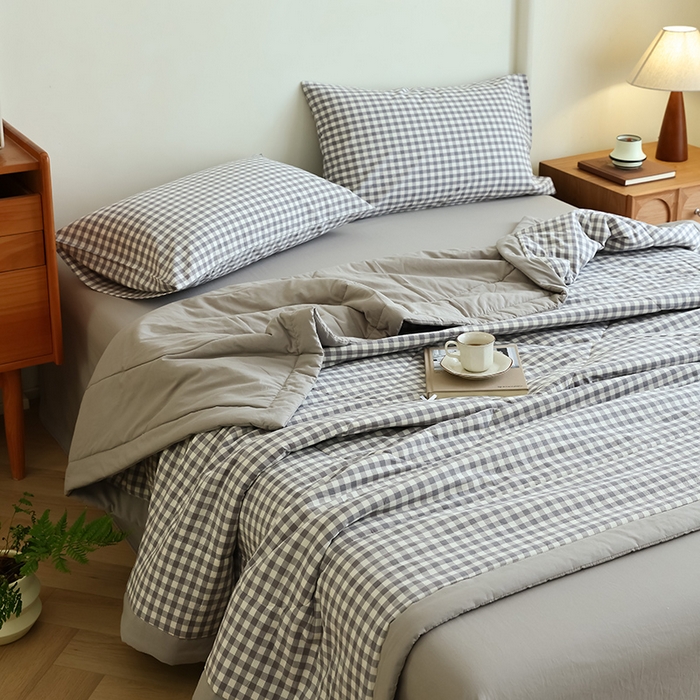 91家纺网 家纺一手货源 找家纺 雯雨家纺 2025新款A类无印风里外全棉纯棉水洗棉新疆棉花夏被夏凉被空调被 灰小格