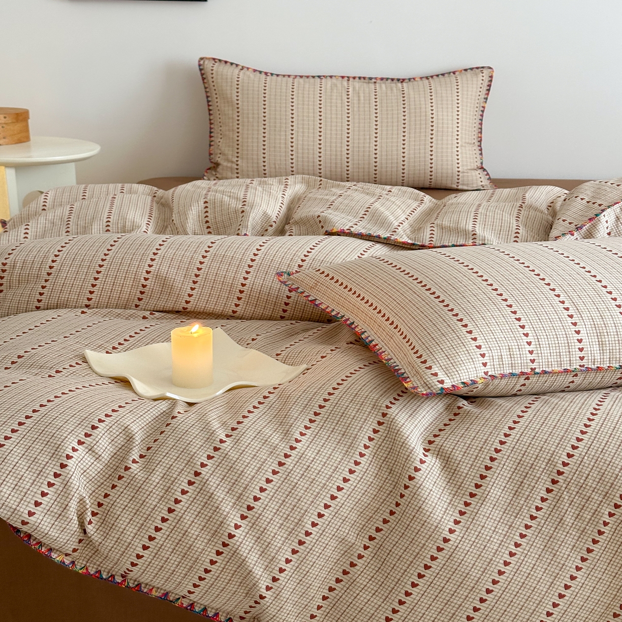 91家纺网 家纺一手货源 找家纺 2025新款工艺款全棉双层纱小清新贝壳边四件套 情初