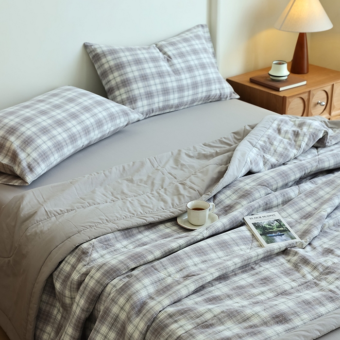 91家纺网 家纺一手货源 找家纺 雯雨家纺 2025新款A类无印风里外全棉纯棉水洗棉新疆棉花夏被夏凉被空调被 光年灰