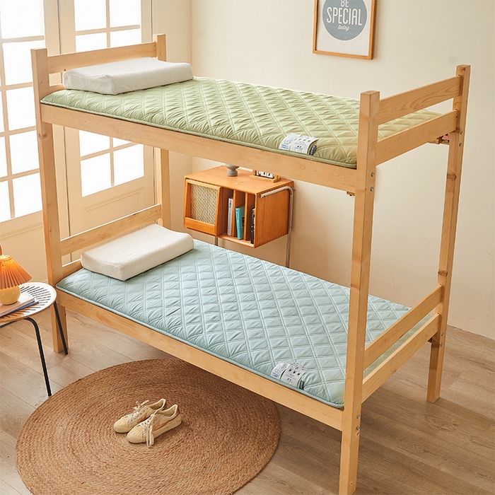 91家纺网 家纺一手货源 找家纺 丽诺床垫 2025新款氧乐棉三明治学生床垫 天际蓝