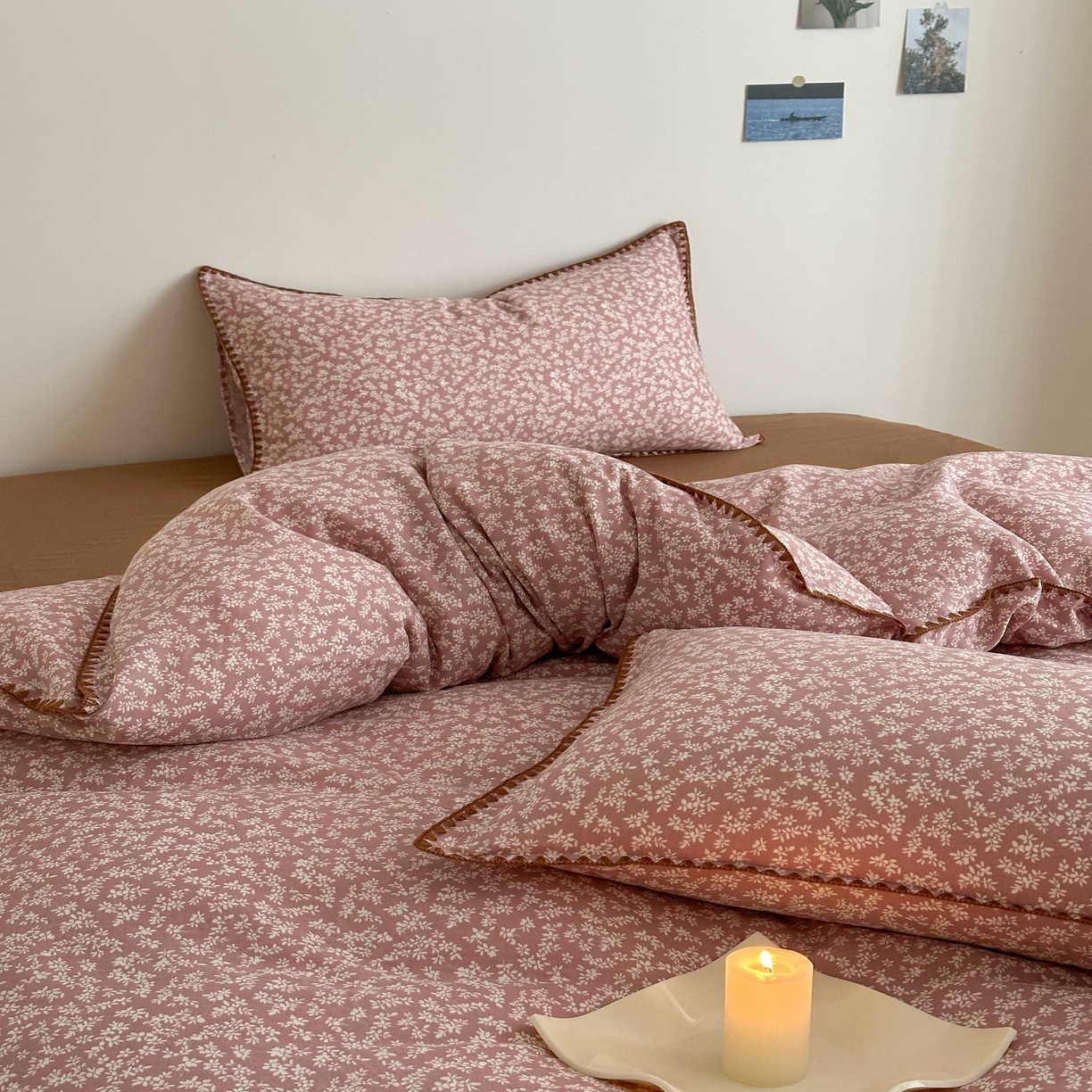 91家纺网 家纺一手货源 找家纺 2025新款工艺款全棉双层纱小清新贝壳边四件套 浅枝