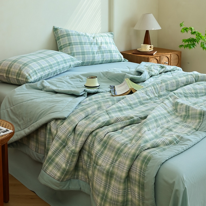 91家纺网 家纺一手货源 找家纺 雯雨家纺 2025新款A类无印风里外全棉纯棉水洗棉新疆棉花夏被夏凉被空调被 光年绿