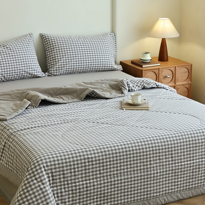 91家纺网 家纺一手货源 找家纺 雯雨家纺 2025新款A类无印风里外全棉纯棉水洗棉新疆棉花夏被夏凉被空调被 灰小格