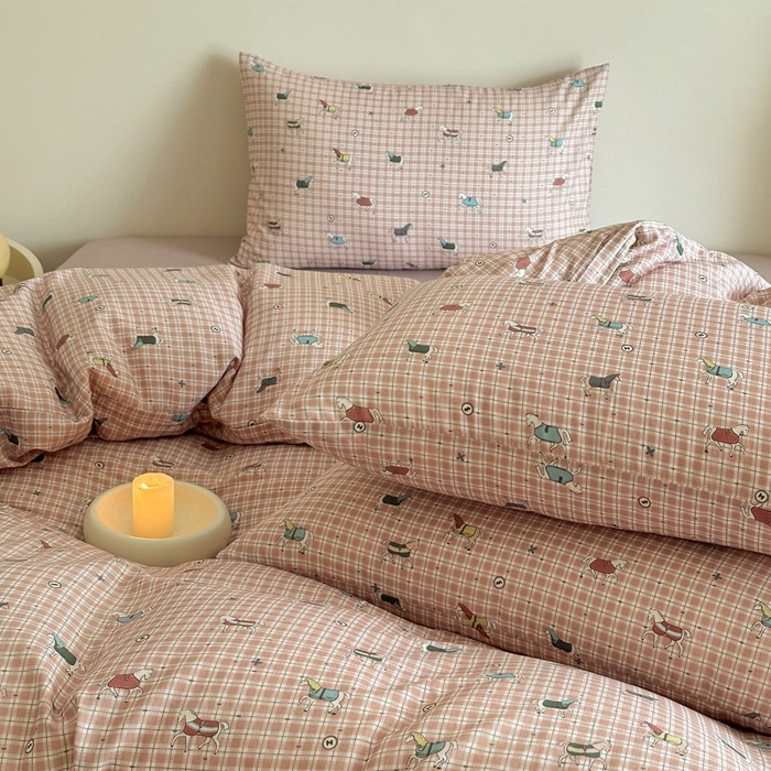 91家纺网 家纺一手货源 找家纺 塞纳 2026新款.全棉有氧双层纱四件套-场景一 追觅-红