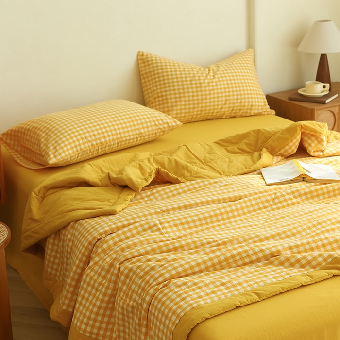 91家纺网 家纺一手货源 找家纺 雯雨家纺 2025新款A类无印风里外全棉纯棉水洗棉新疆棉花夏被夏凉被空调被 黄小格