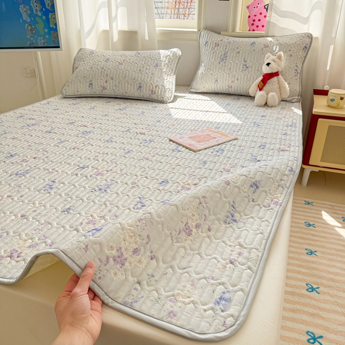 91家纺网 家纺一手货源 找家纺 慕尚家纺 2025新款小清新凉感丝乳胶席 花梦