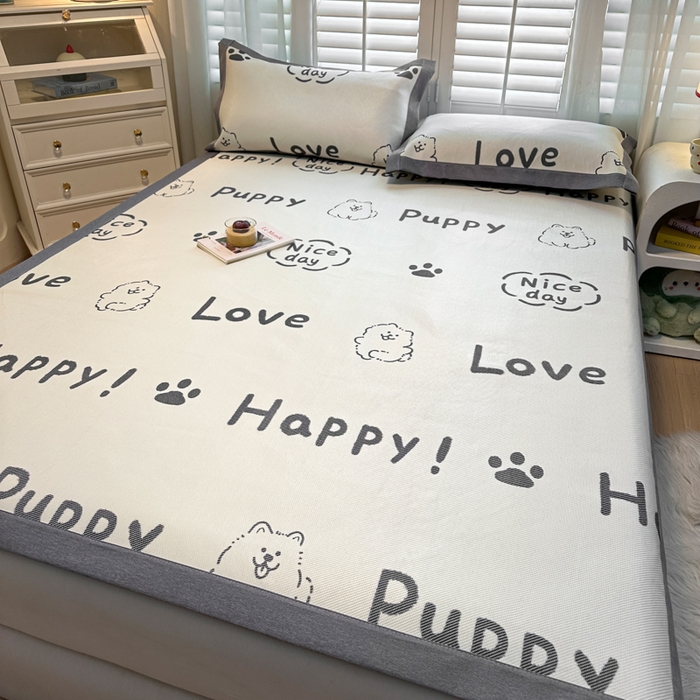 91家纺网 家纺一手货源 找家纺 席佬大 2025新款高克重卡通数码印花冰藤席床席床笠款 快乐小狗-平铺款-平铺款