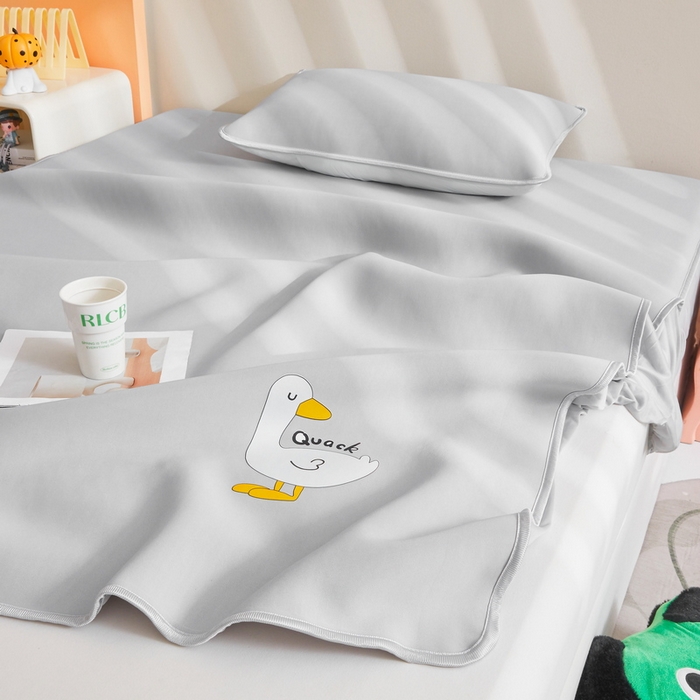 91家纺网 家纺一手货源 找家纺 （总）2025春夏新款独家研发太空层凉感鸭冰丝烫画软凉席床笠款