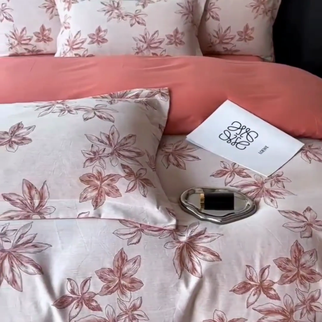 91家纺网 家纺一手货源 找家纺 朵希曼 2025新款轻奢全棉提花系列四件套 晚棠 红