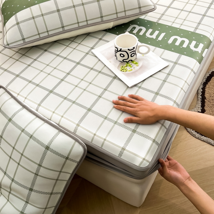 91家纺网 家纺一手货源 找家纺 2025春夏新款独家研发太空层凉感软席冰丝印花凉席床笠款 玛丽格