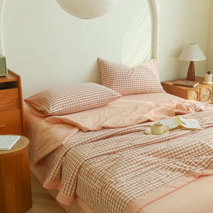 91家纺网 家纺一手货源 找家纺 雯雨家纺 2025新款A类无印风里外全棉纯棉水洗棉新疆棉花夏被夏凉被空调被 玉小格