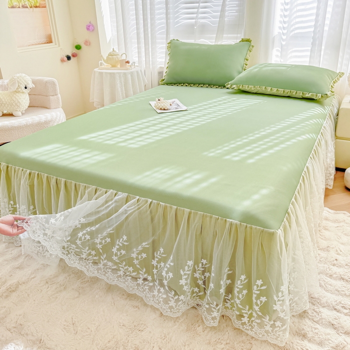 91家纺网 家纺一手货源 找家纺 LIFE.丽芙 2025春夏新款独家研发太空层凉感软席双层蕾丝边冰丝凉席床裙款 牛油果绿