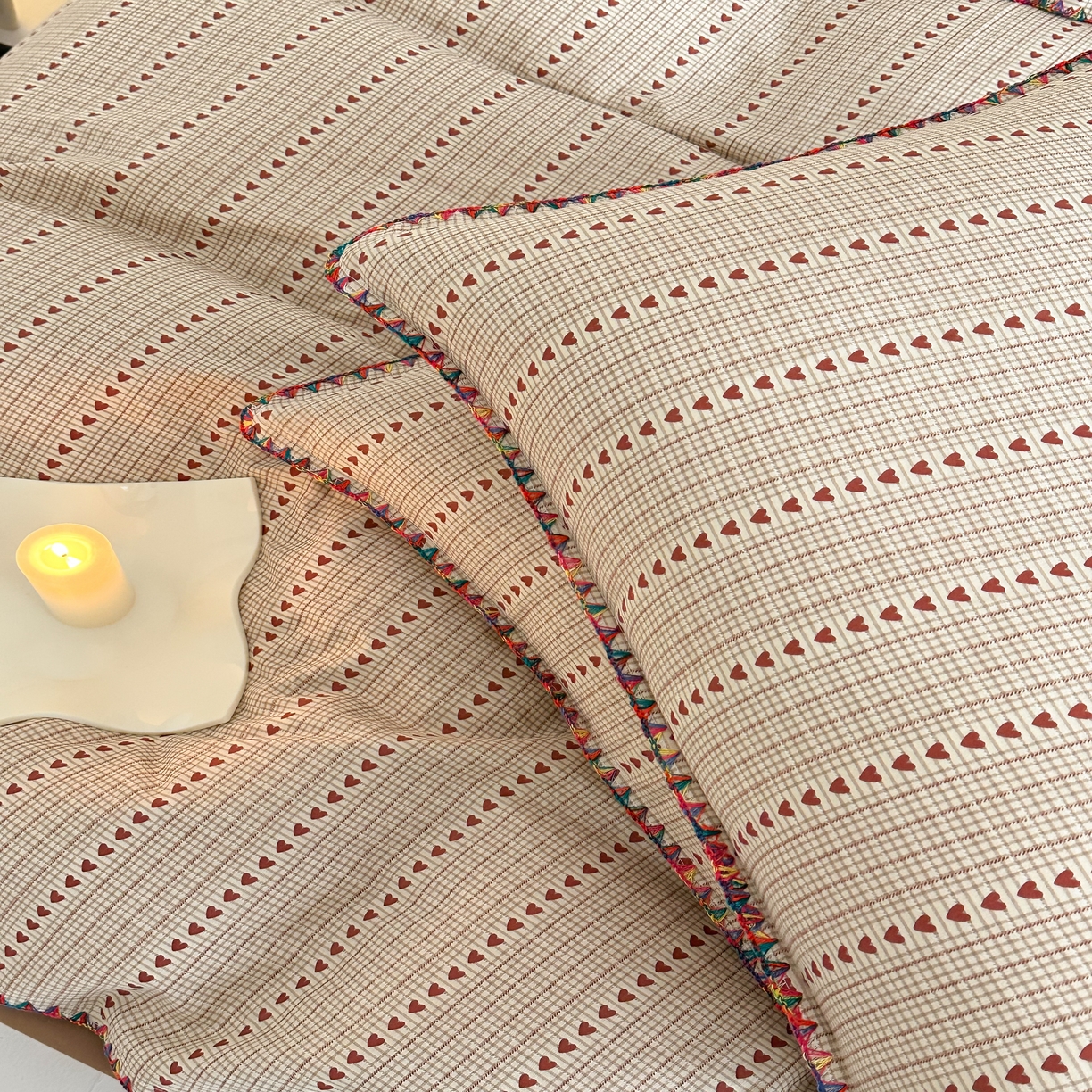 91家纺网 家纺一手货源 找家纺 2025新款工艺款全棉双层纱小清新贝壳边四件套 情初