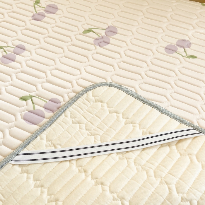 91家纺网 家纺一手货源 找家纺 川悦生活 2025新款小阪凉感丝印花凉席-学生床 奶噗樱桃