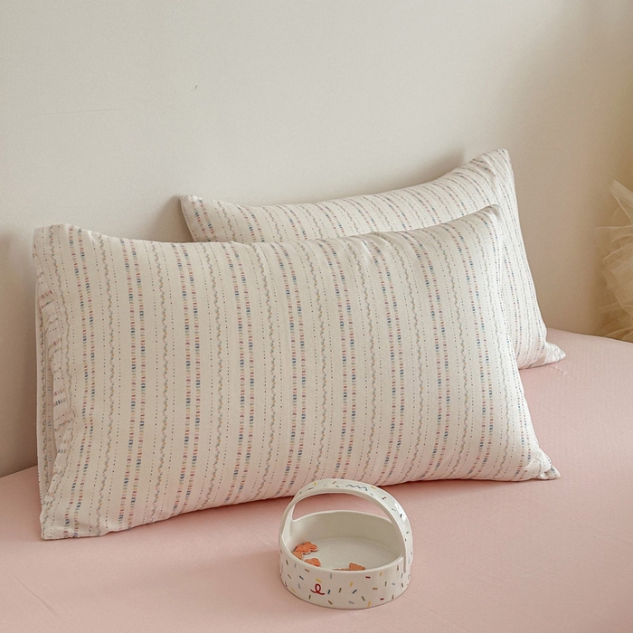 91家纺网 家纺一手货源 找家纺 塞纳 2026新款.全棉有氧双层纱四件套-场景一 绛妍-米