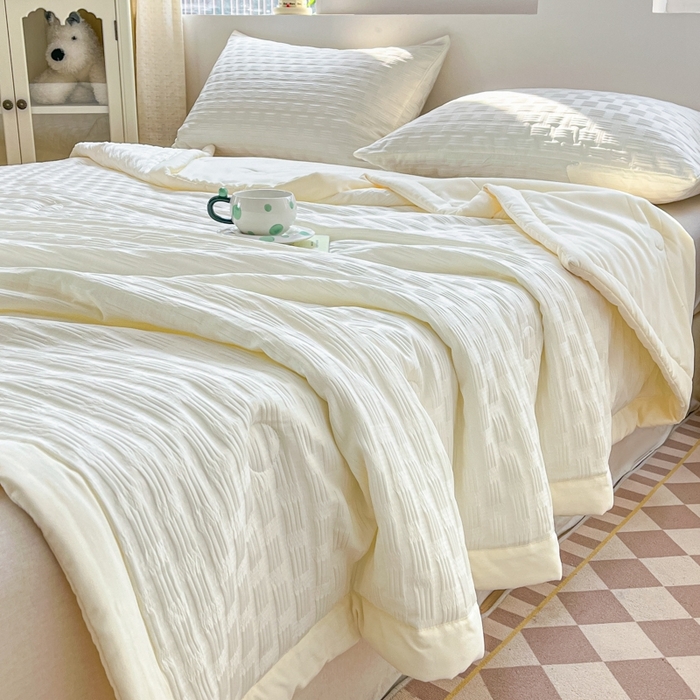 91家纺网 家纺一手货源 找家纺 欧邦 2025新款华夫格水洗棉夏被 奶白