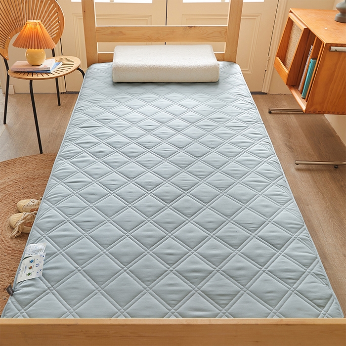 91家纺网 家纺一手货源 找家纺 丽诺床垫 2025新款氧乐棉三明治学生床垫 兰灰