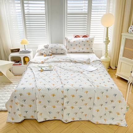 91家纺网 家纺一手货源 找家纺 好梦来家纺（原锦茂家纺） 2026新款印花凉感丝抗菌夏被 银杏叶