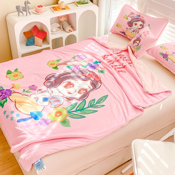 91家纺网 家纺一手货源 找家纺 ds生活馆 2025新款A类大版卡通凉感丝夏被 白雪公主