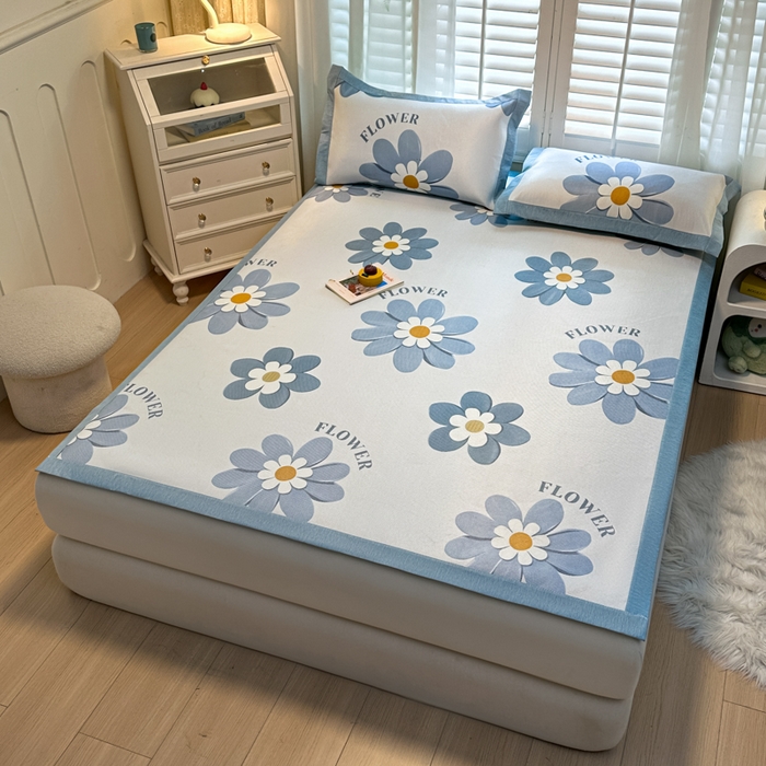 91家纺网 家纺一手货源 找家纺 席佬大 2025新款高克重卡通数码印花冰藤席床席床笠款 花语-平铺款