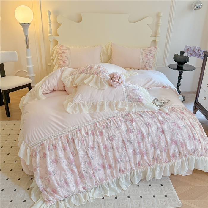 91家纺网 家纺一手货源 找家纺 （总）富盛家纺 2025新款水洗亲肤棉雪纺印绣工艺四件套公主风四件套巴黎春天系列