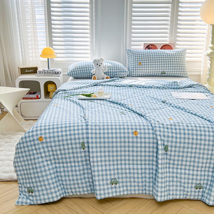 91家纺网 家纺一手货源 找家纺 好梦来家纺（原锦茂家纺） 2026新款印花凉感丝抗菌夏被 蓝格物语