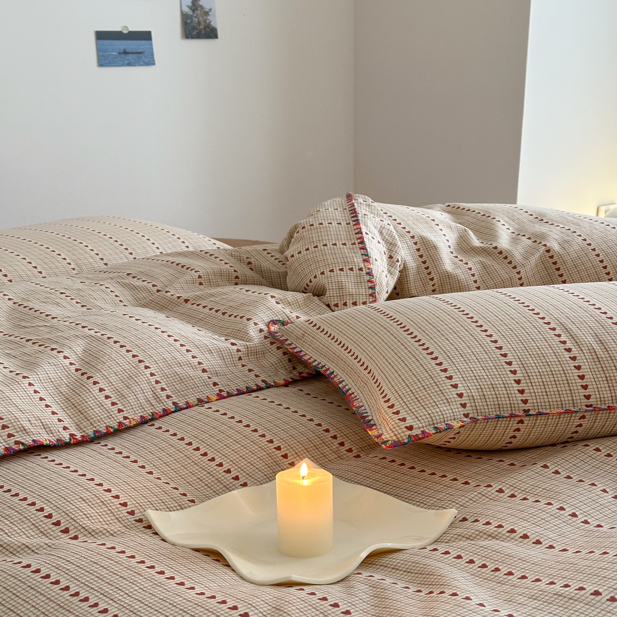 91家纺网 家纺一手货源 找家纺 2025新款工艺款全棉双层纱小清新贝壳边四件套 情初