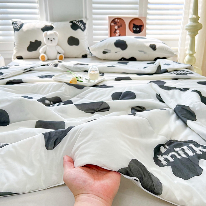 91家纺网 家纺一手货源 找家纺 好梦来家纺（原锦茂家纺） 2025新款印花凉感丝抗菌夏被 黑白配