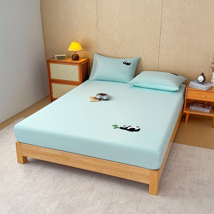 91家纺网 家纺一手货源 找家纺 澳梵家居 2025新款A类全棉毛巾绣床笠 熊猫-水蓝