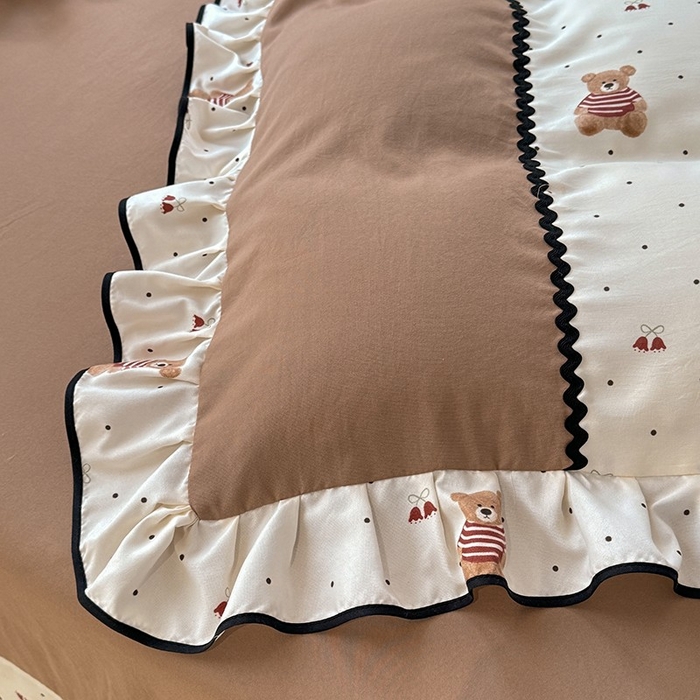 91家纺网 家纺一手货源 找家纺 大麦家纺 2025新款韩式花边亲肤棉四件套 贝贝熊