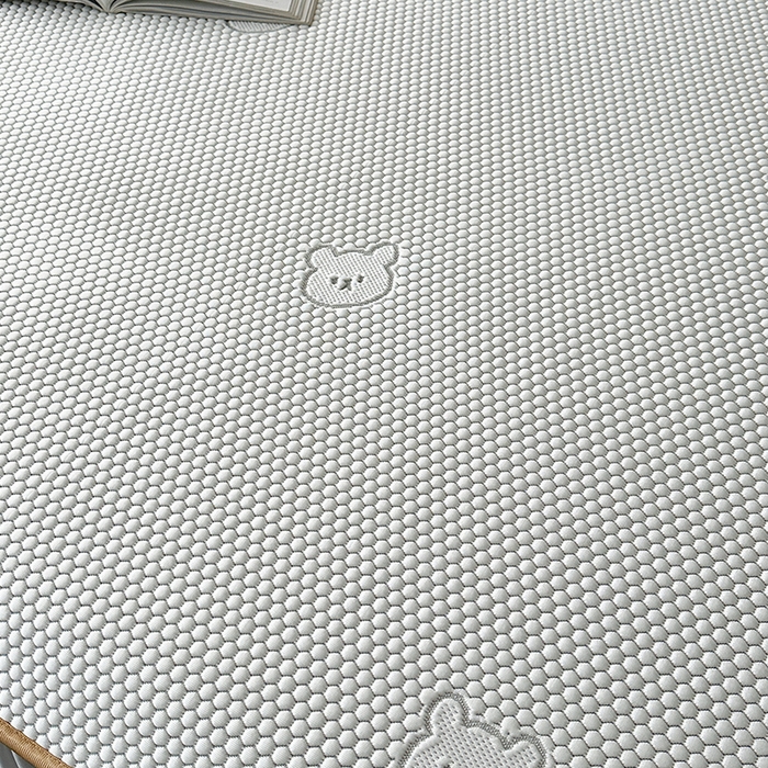 91家纺网 家纺一手货源 找家纺 爱洛家纺 2025新款凉感丝豆豆四件套床裙席 浅灰~小熊