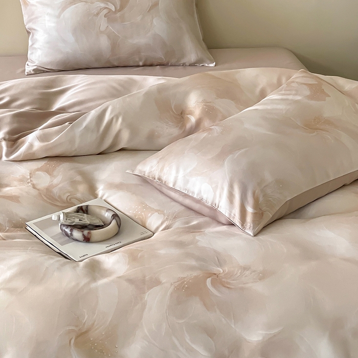 91家纺网 家纺一手货源 找家纺 沐晴家纺 2025春夏新款纯色数码印花60兰精天丝四件套 莫斯-粉玉