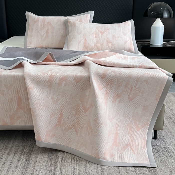 91家纺网 家纺一手货源 找家纺 小萌虎 小萌虎 2025新款PE高分子乙纶提花凉感凉席床席款床笠款 山溪-粉（床席款）