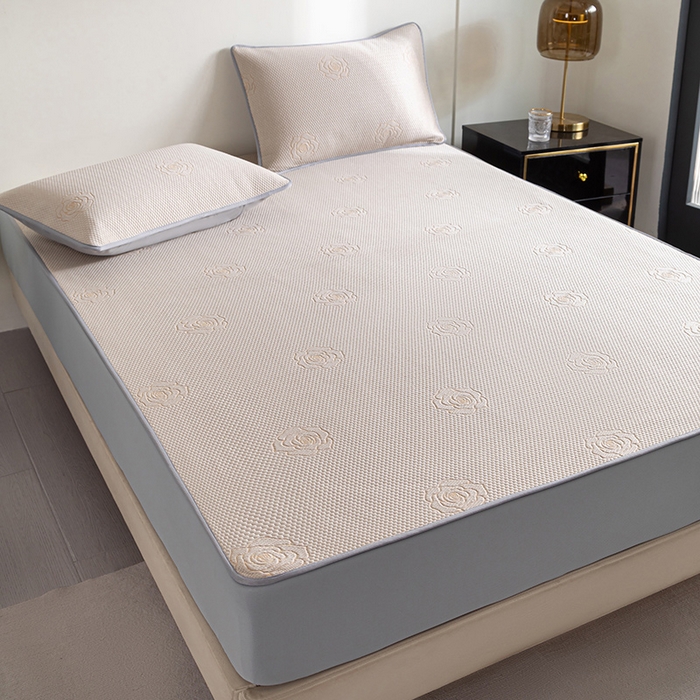 91家纺网 家纺一手货源 找家纺 2025新款山茶花系列冰豆豆凉席 山茶花床笠款-卡其