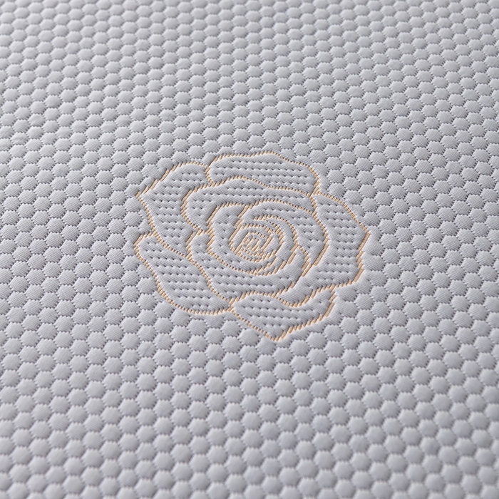 91家纺网 家纺一手货源 找家纺 2025新款山茶花系列冰豆豆凉席 山茶花床席款-浅灰