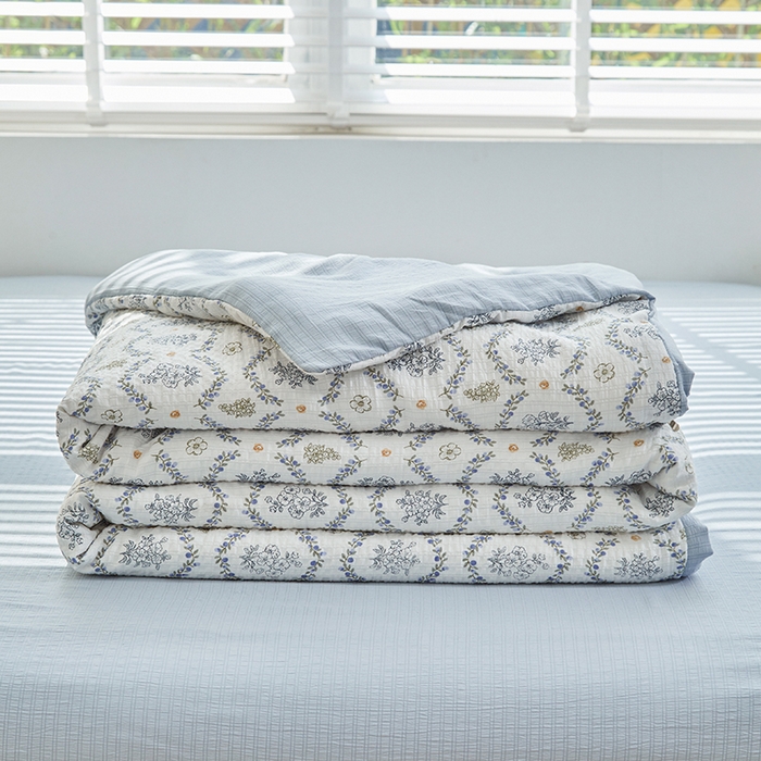 91家纺网 家纺一手货源 找家纺 迪乐妮 2025新款彩竺棉夏被四件套 夕蓝