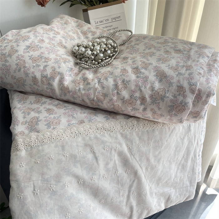 91家纺网 家纺一手货源 找家纺 奈萝家纺 奈萝2025新款全棉13372法式花边纯棉夏被春秋被 蔷薇花粉