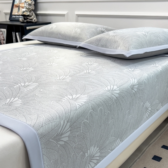 91家纺网 家纺一手货源 找家纺 2025新款牛奶丝提花凉感凉席系列床席款 清风雅韵灰床席款