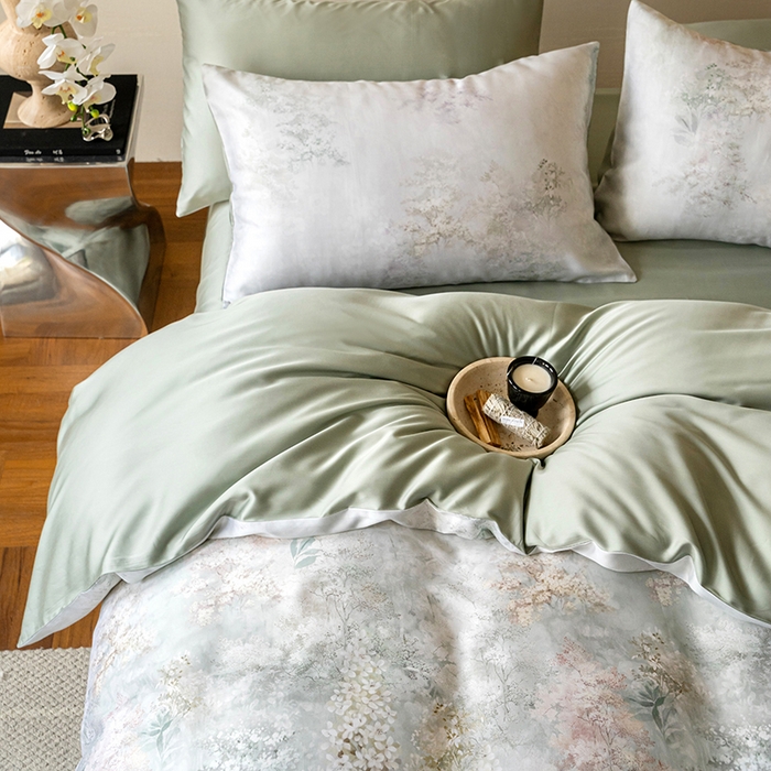 91家纺网 家纺一手货源 找家纺 沐晴家纺 2025春夏新款纯色数码印花60兰精天丝四件套 栖舟-绿