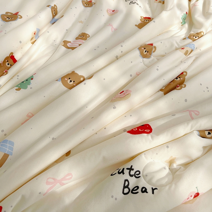 91家纺网 家纺一手货源 找家纺 简爱 2025新款A类针织棉大豆纤维夏被 蛋糕熊