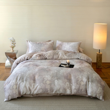 91家纺网 家纺一手货源 找家纺 沐晴家纺 2025春夏新款纯色数码印花60兰精天丝四件套 知槿-紫