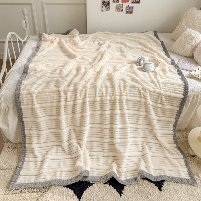 91家纺网 家纺一手货源 找家纺 （总）潮邦创意家居2025新款云朵绒灰边舒绵云朵毯