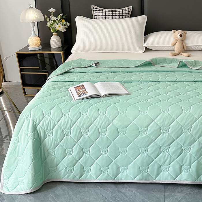 91家纺网 家纺一手货源 找家纺 爱洛家纺 2025新款A类凉感丝夏被被子被芯 清新绿