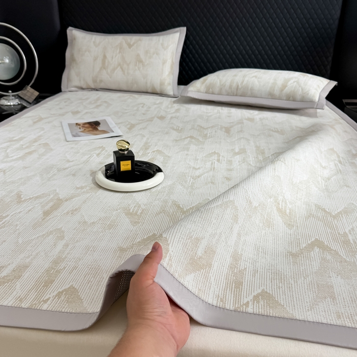 91家纺网 家纺一手货源 找家纺 小萌虎 小萌虎 2025新款PE高分子乙纶提花凉感凉席床席款床笠款 山溪-咖（床席款）