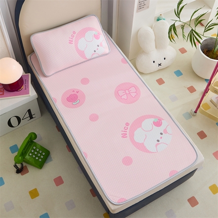 91家纺网 家纺一手货源 找家纺 欣品希家纺 2025新款A类冰豆豆数码印花儿童凉席 粉红萌兔