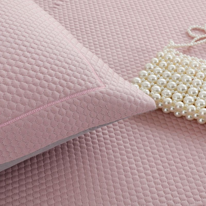 91家纺网 家纺一手货源 找家纺 新月家纺（锦威郎） 2025新款凉豆豆亲肤英文床裙 粉色