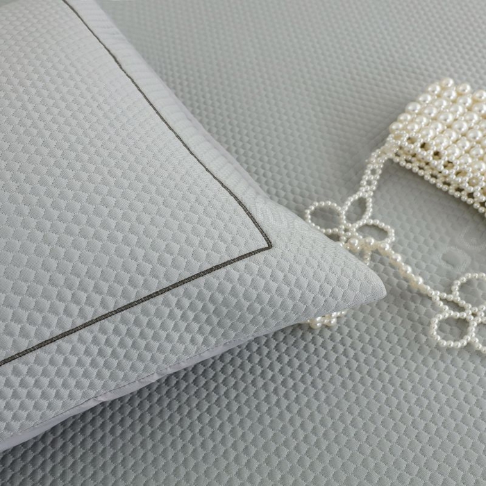 91家纺网 家纺一手货源 找家纺 新月家纺（锦威郎） 2025新款凉豆豆亲肤英文床裙 灰色