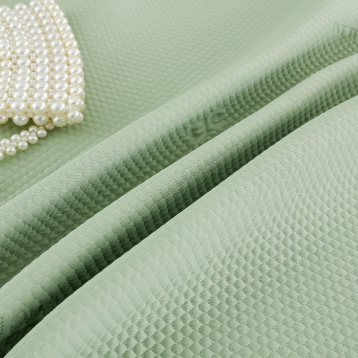 91家纺网 家纺一手货源 找家纺 新月家纺（锦威郎） 2025新款凉豆豆亲肤英文床裙 绿色