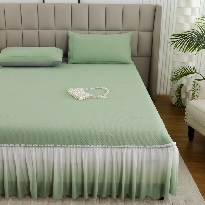 91家纺网 家纺一手货源 找家纺 新月家纺（锦威郎） 2025新款凉豆豆亲肤英文床裙 绿色