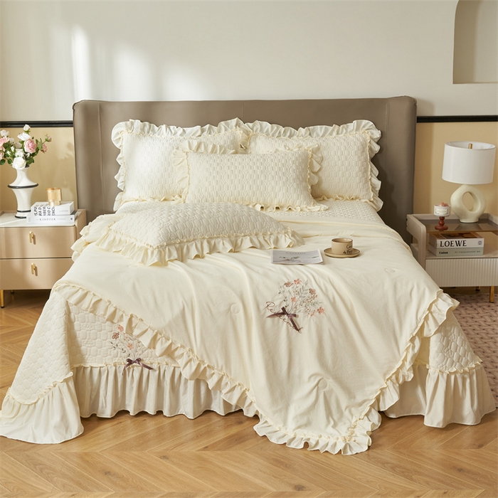 91家纺网 家纺一手货源 找家纺 2025新款A类多功能床盖单品单床盖床盖单件-情缘 奶昔白